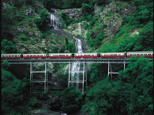 KURANDA SCENIC RAIL