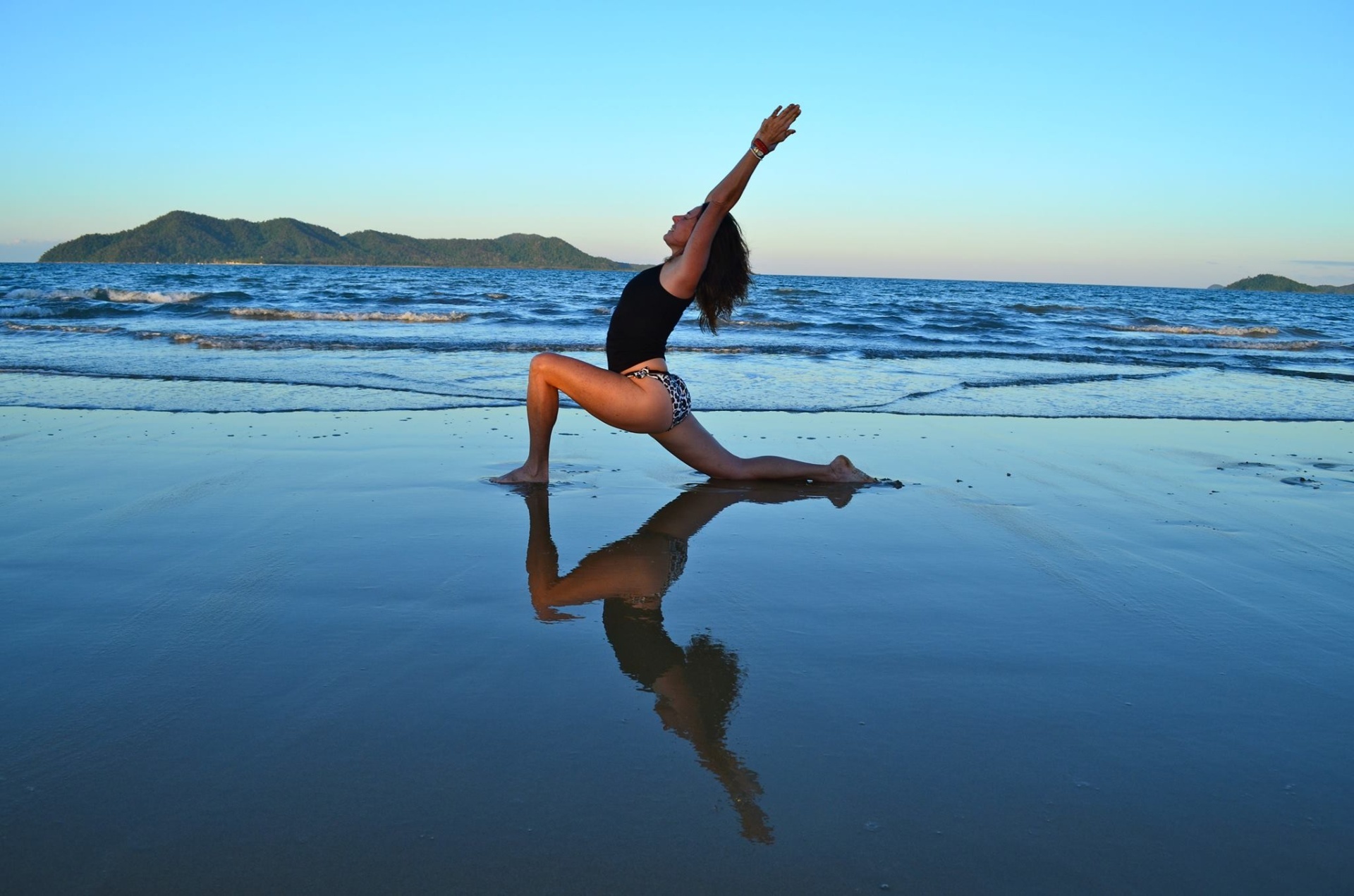 Cairns Beaches Yoga Trinity Beach Tourism Town Find & book
